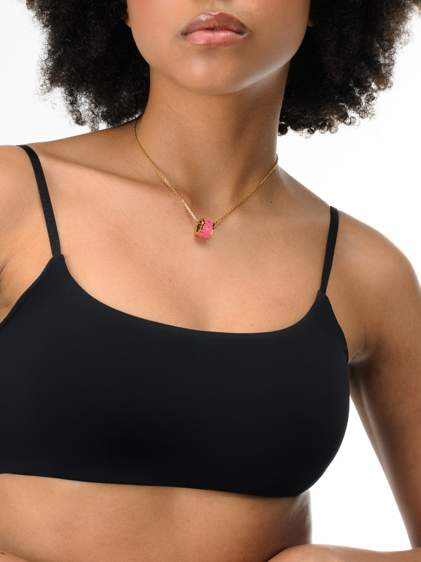 FLARE FRAME NECKLACE